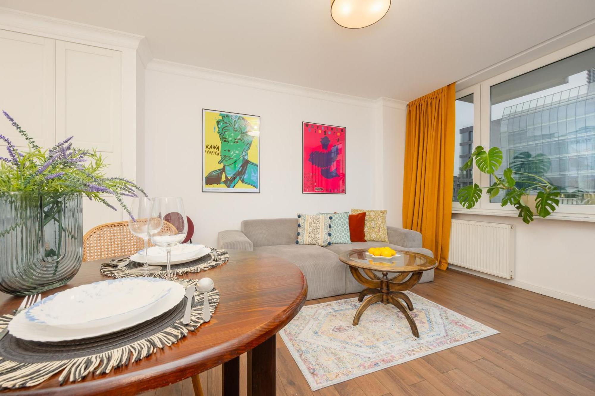 Marszalkowska Stylish Apartment With Balcony Warsaw Center By Noclegi Renters Luaran gambar